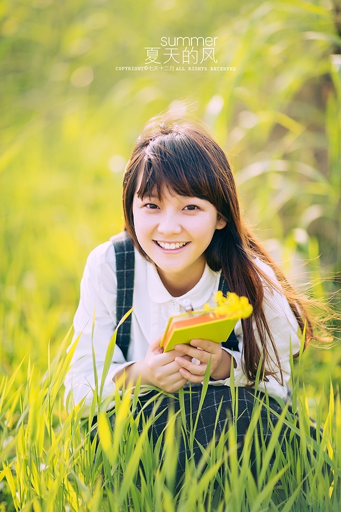 《萝莉美眉清新写真《夏天的风》》